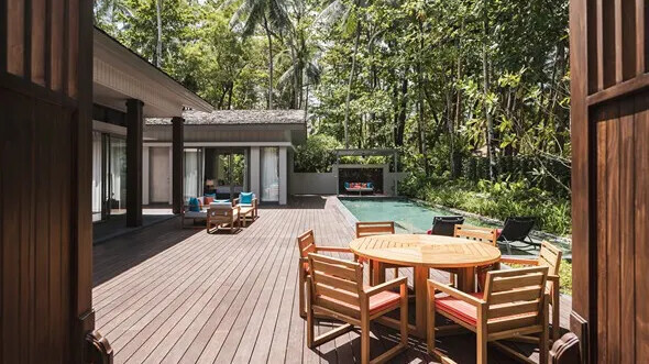 Royal Beachfront Pool Villa 